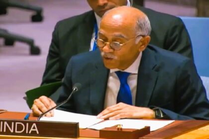 India warns Pakistan in UN